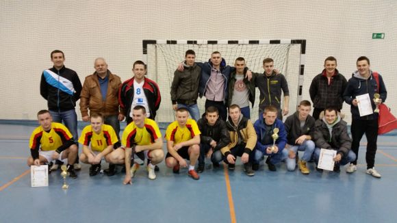 Sprawozdanie z Powiatowych Mistrzostw LZS w Halowej Piłce Nożnej Mężczyzn w Opocznie