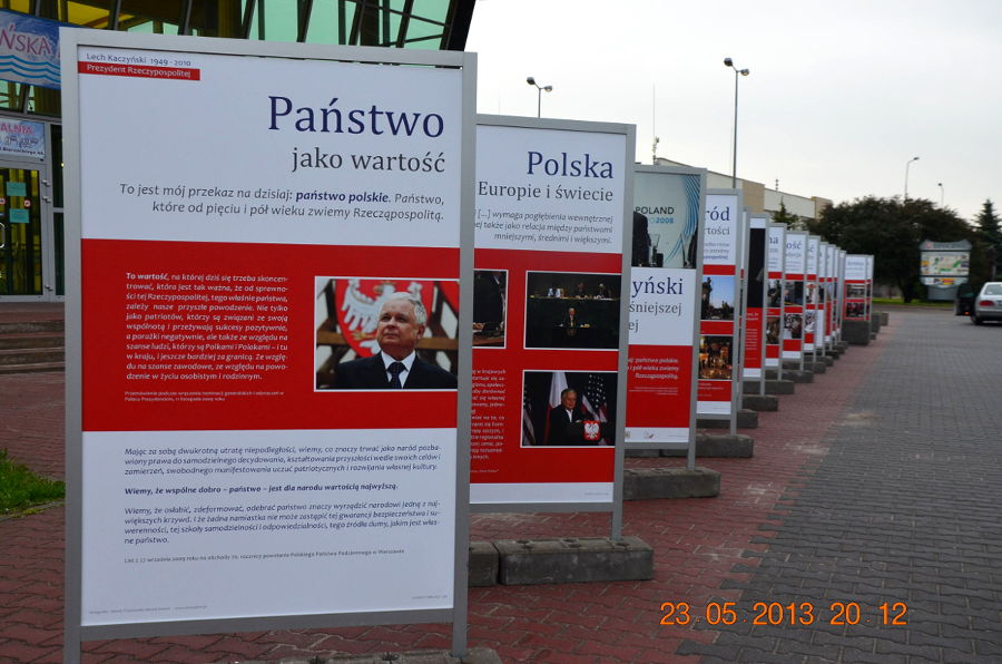 Wystawa poświęcona Lechowi Kaczyńskiemu