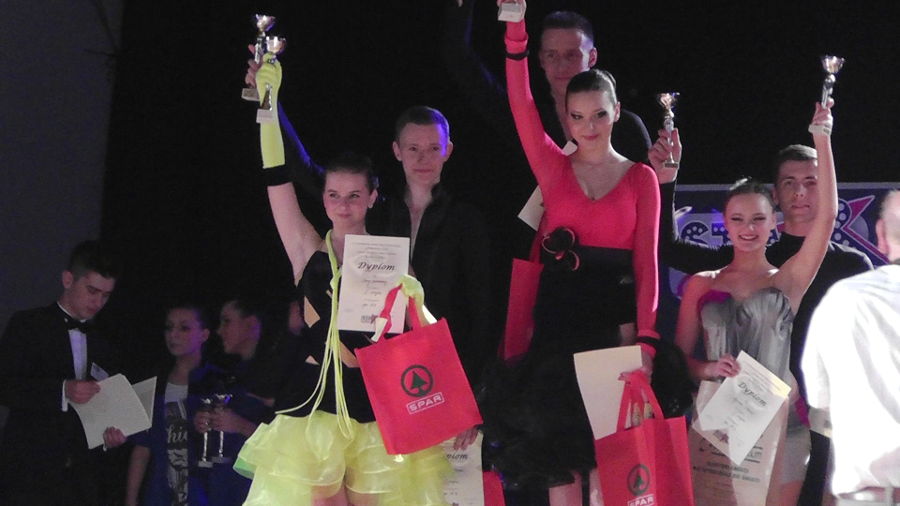 Awanse tancerzy Tico