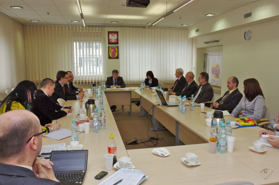 Przystanek Opoczno Południe coraz bliżej.