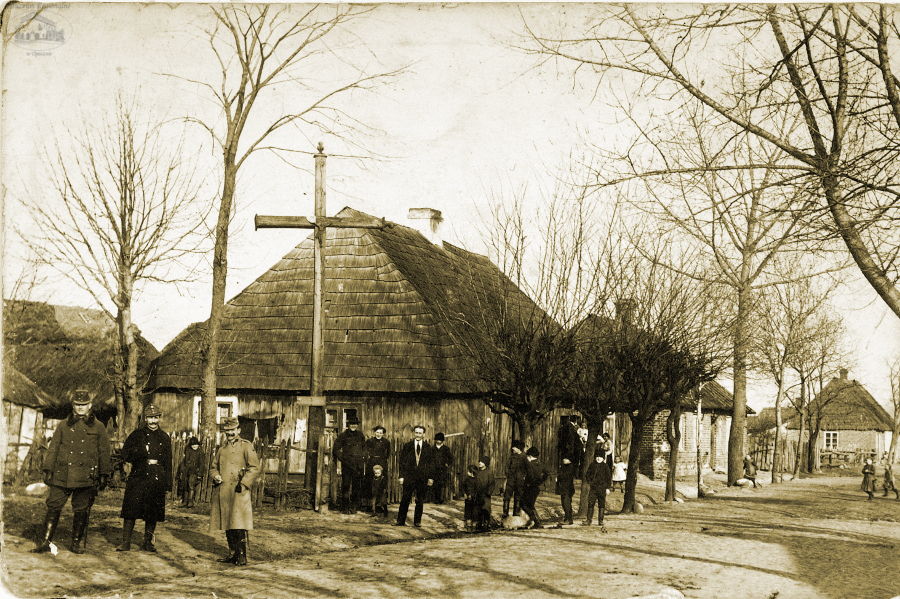 Ulica Libiszewska. Polacy oraz żołnierze austro-węgierscy 