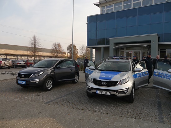 Nowe radiowozy dla opoczyńskiej policji / fot.: KPP Opoczno