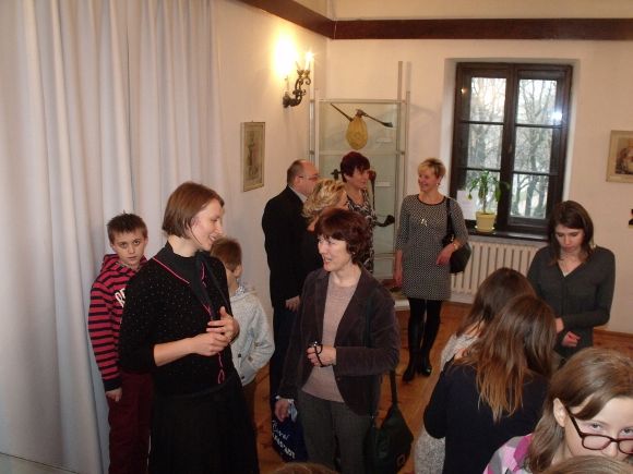 Wystawa "Motywy floralne i zoomorficzne w ludowym instrumentarium muzycznym" / fot. Muzeum Regionalne